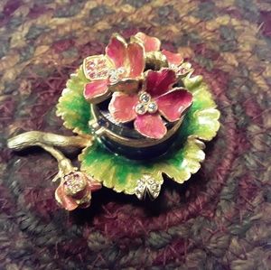 Jay Strongwater Flower Trinket Box